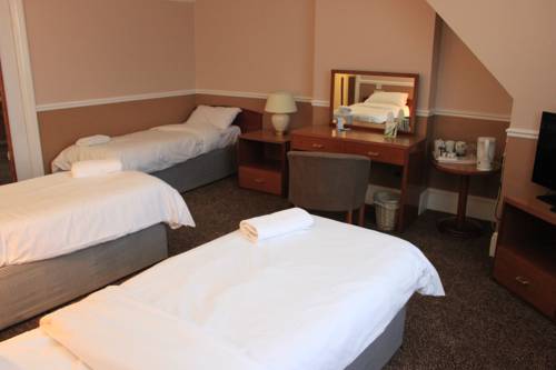 Imagen de la habitación del Hotel Pines Luton Airport. Foto 9