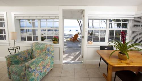 Imagen de la habitación del Hotel Pines & Palms Resort. Foto 3