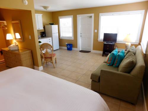 Imagen de la habitación del Hotel Pines & Palms Resort. Foto 7