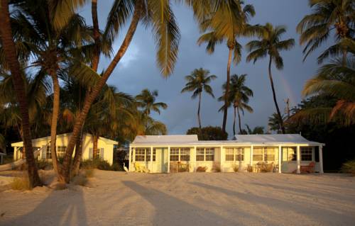 Imagen de la habitación del Hotel Pines & Palms Resort. Foto 15