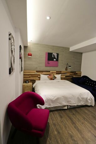 Imagen de la habitación del Hotel Pinestone Inn. Foto 18