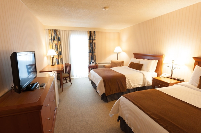 Imagen de la habitación del Hotel Pinestone Resort and Conference Centre. Foto 7