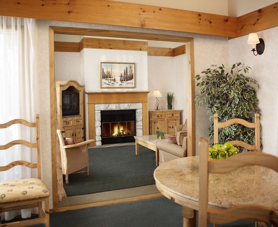 Imagen de la habitación del Hotel Pinestone Resort and Conference Centre. Foto 9