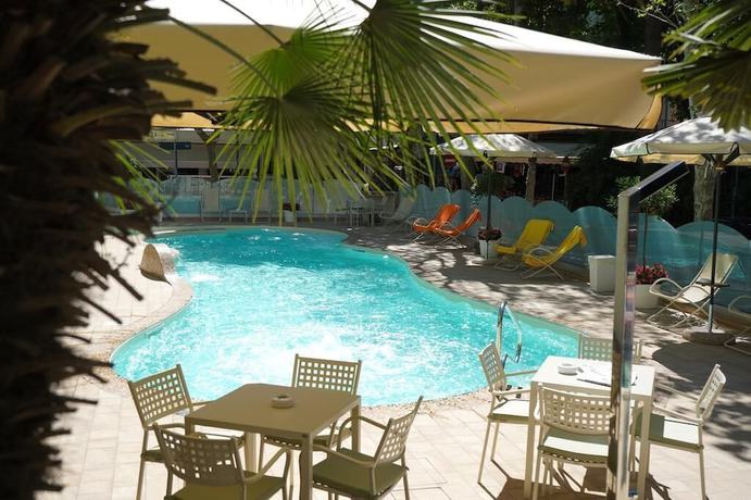 Imagen general del Hotel Pineta, Bellaria-Igea Marina. Foto 1