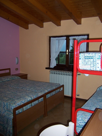 Imagen de la habitación del Hotel Pineta, Castione Della Presolana. Foto 4
