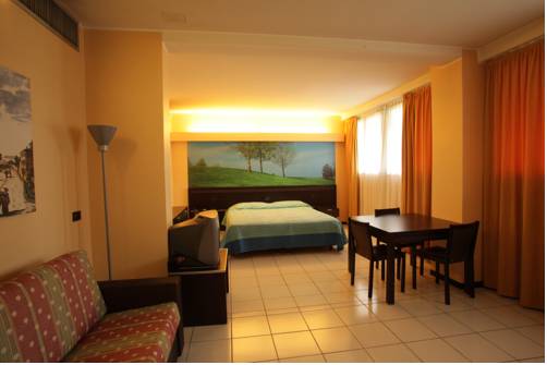 Imagen de la habitación del Hotel Pineta. Foto 15