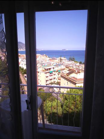 Imagen de la habitación del Hotel Pineta, Laigueglia. Foto 10