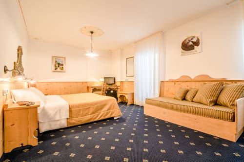 Imagen de la habitación del Hotel Pineta Pastry. Foto 5