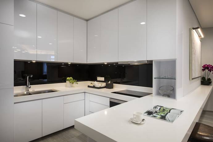 Imagen de la habitación del Hotel Pinetree Marina Resort. Foto 6