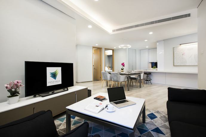 Imagen de la habitación del Hotel Pinetree Marina Resort. Foto 7