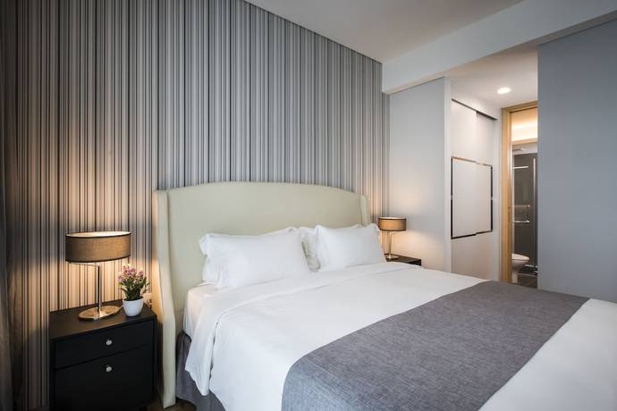 Imagen de la habitación del Hotel Pinetree Marina Resort. Foto 10