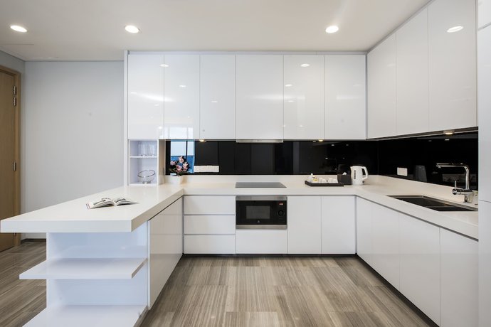 Imagen de la habitación del Hotel Pinetree Marina Resort. Foto 13