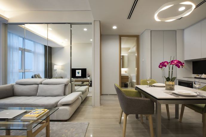 Imagen de la habitación del Hotel Pinetree Marina Resort. Foto 15