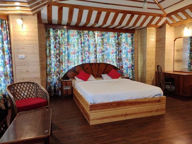 Imagen de la habitación del Hotel Pineview Shimla. Foto 12