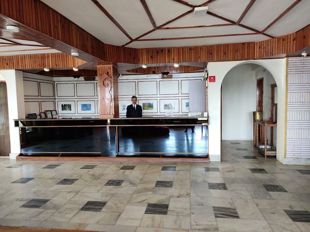 Imagen de los interiores del Hotel Pineview Shimla. Foto 20