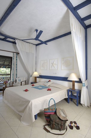 Imagen de la habitación del Hotel Pinewood Beach Resort And Spa. Foto 15