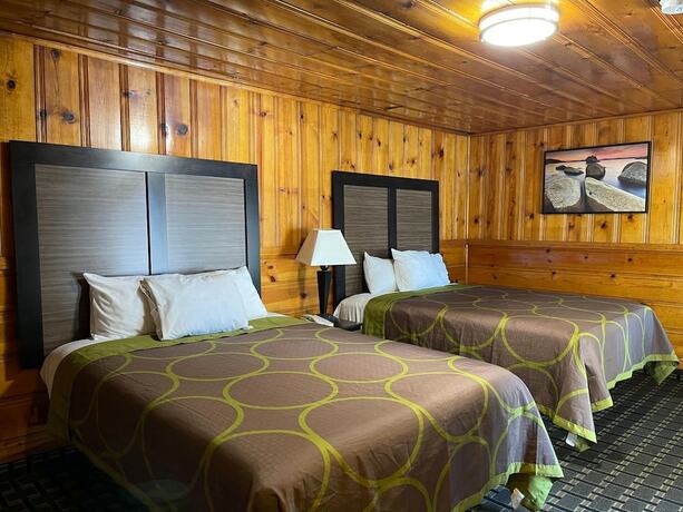Imagen general del Hotel Pinewood Inn. Foto 4