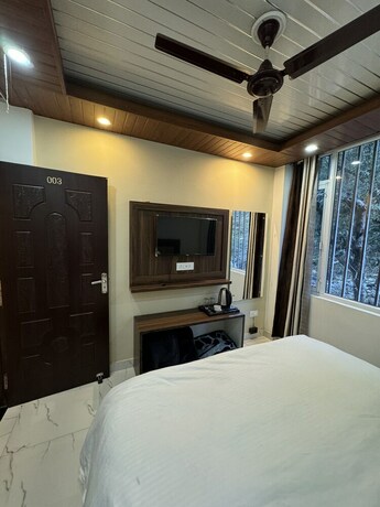Imagen de la habitación del Hotel Pinewood Valley Mussoorie. Foto 17