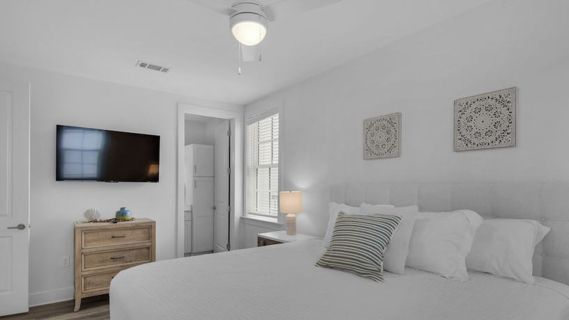 Imagen de la habitación del Hotel Pinewood30A. Foto 10