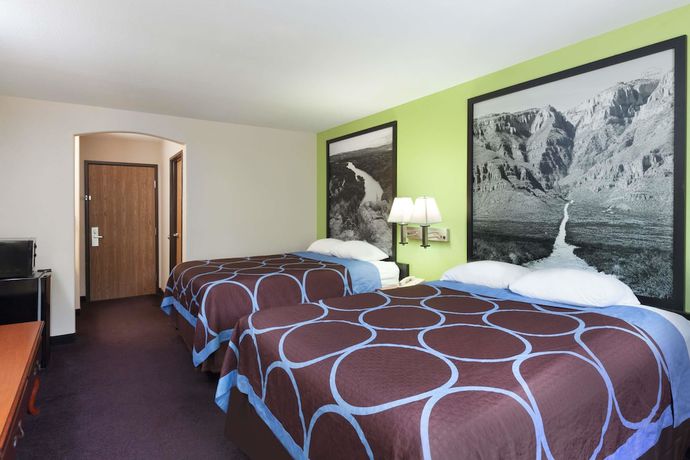 Imagen de la habitación del Hotel Piney Woods. Foto 6