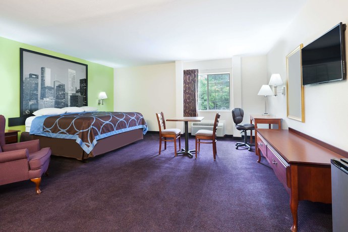 Imagen de la habitación del Hotel Piney Woods. Foto 12