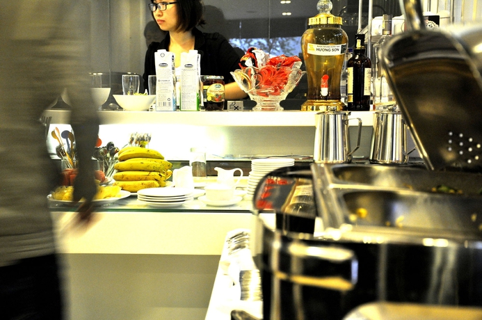 Imagen del bar/restaurante del Hotel Ping Hanoi. Foto 12