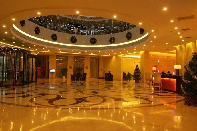 Imagen de los interiores del Hotel Ping Hu. Foto 7