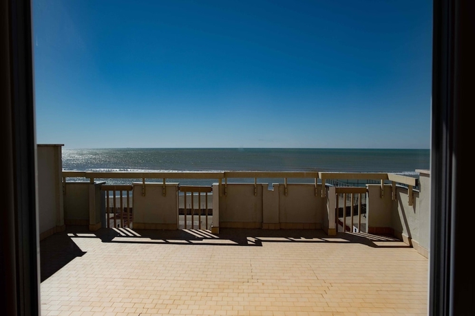 Imagen de la habitación del Hotel Ping Pong. Foto 15