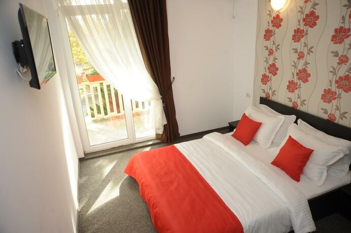 Imagen general del Hotel Pinguin. Foto 13