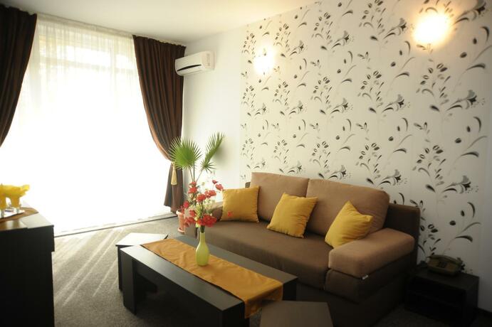 Imagen general del Hotel Pinguin. Foto 15