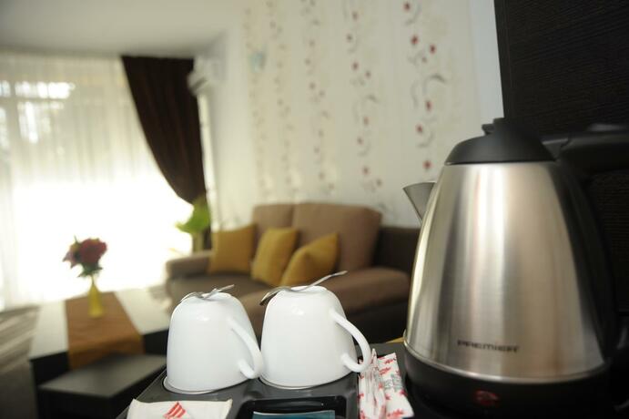 Imagen general del Hotel Pinguin. Foto 16