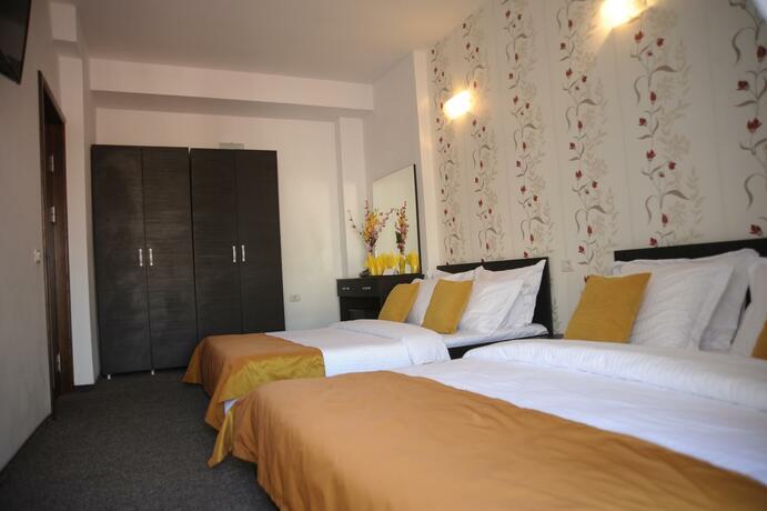 Imagen general del Hotel Pinguin. Foto 17