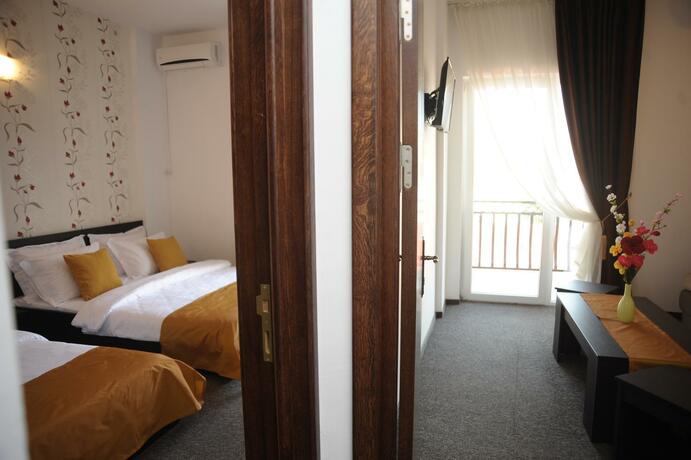 Imagen general del Hotel Pinguin. Foto 18