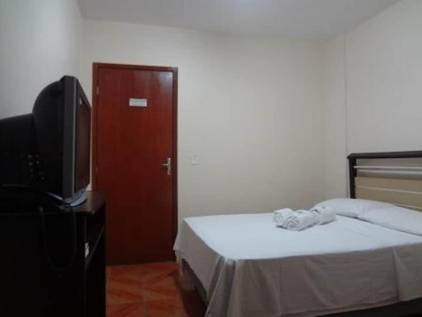 Imagen de la habitación del Hotel Pinheiros, Goiania. Foto 13