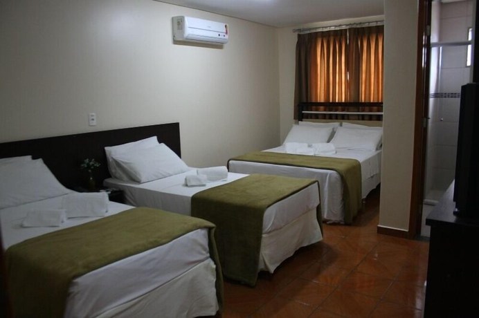 Imagen de la habitación del Hotel Pinheiros, Goiania. Foto 20
