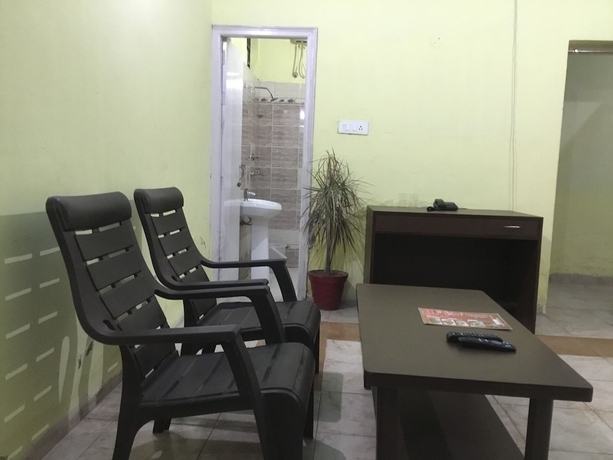 Imagen de los interiores del Hotel Pinjore Holiday Home. Foto 19