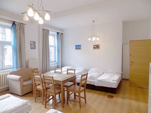 Imagen de la habitación del Hotel Pink House Apartments. Foto 15