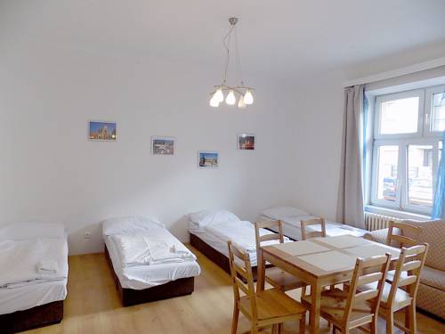 Imagen de la habitación del Hotel Pink House Apartments. Foto 16