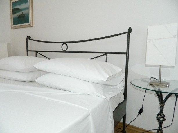 Imagen de la habitación del Hotel Pink Inn. Foto 7