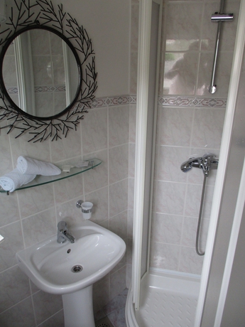 Imagen de la habitación del Hotel Pink Inn. Foto 9