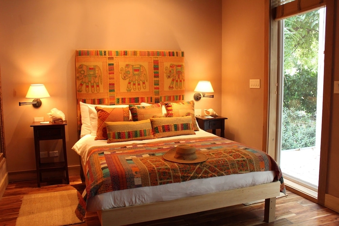 Imagen de la habitación del Hotel Pink Sands Resort. Foto 3