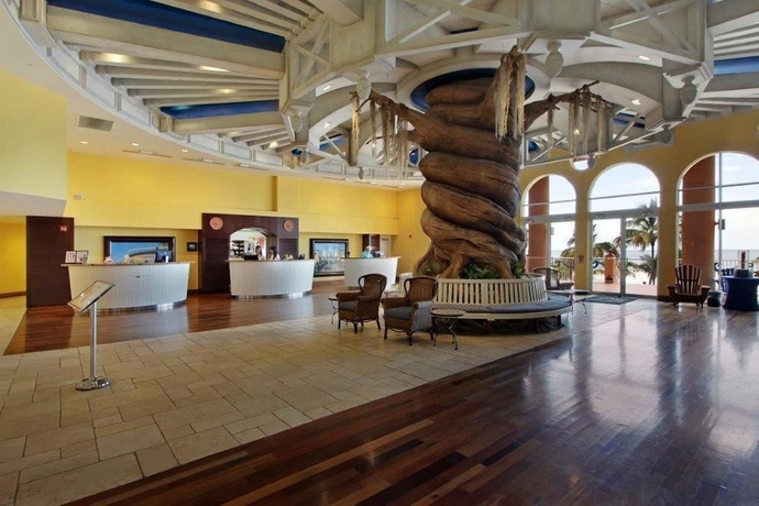 Imagen de los interiores del Hotel Pink Shell Beach Resort and Marina. Foto 11