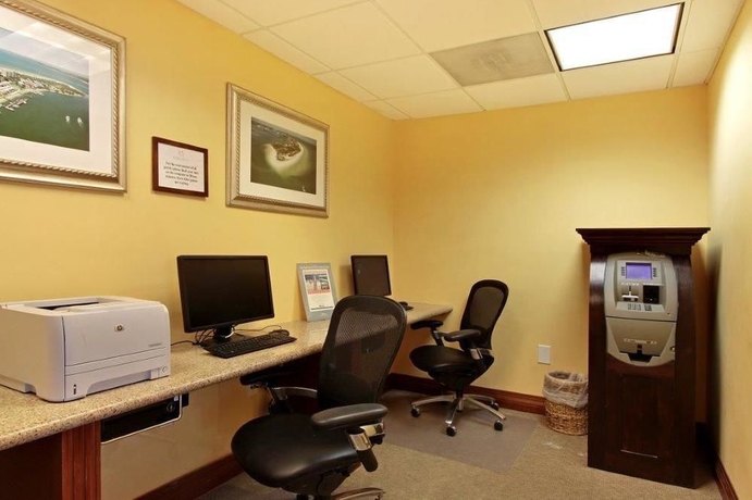 Imagen de los interiores del Hotel Pink Shell Beach Resort and Marina. Foto 12