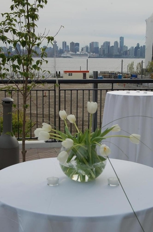 Imagen de los interiores del Hotel Pinnacle At The Pier. Foto 11