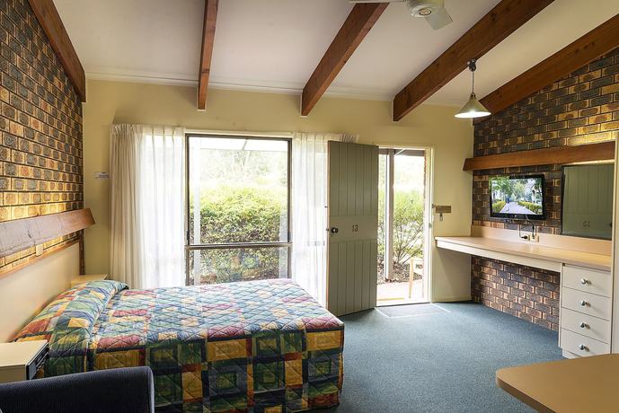 Imagen de la habitación del Hotel Pinnacle Holiday Lodge. Foto 5