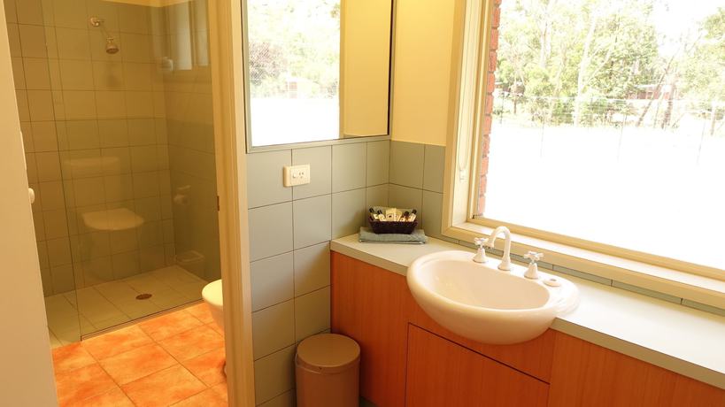 Imagen de la habitación del Hotel Pinnacle Holiday Lodge. Foto 10