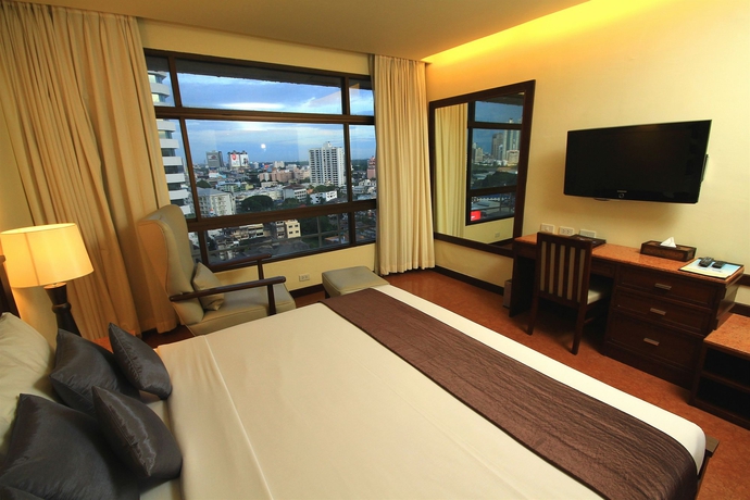 Imagen de la habitación del Hotel Pinnacle Lumpinee Park. Foto 11