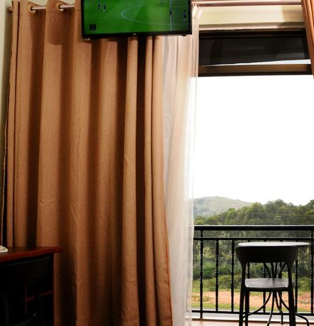 Imagen de la habitación del Hotel Pinnacle Mbarara. Foto 17