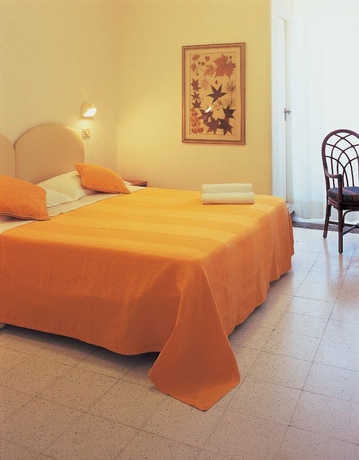 Imagen de la habitación del Hotel Pinocchio. Foto 4