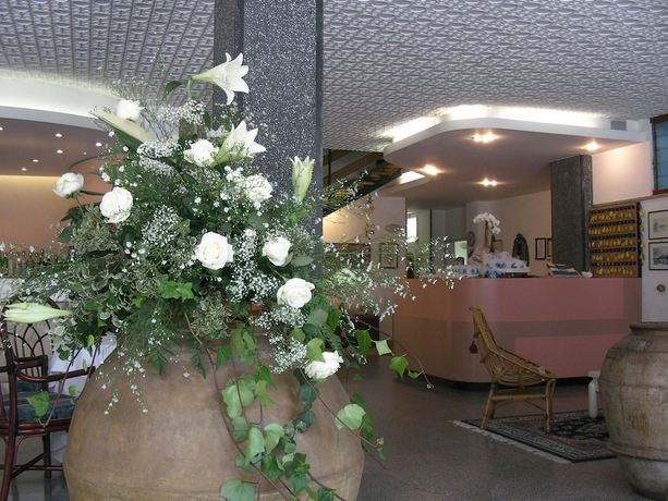 Imagen de los interiores del Hotel Pinocchio. Foto 19